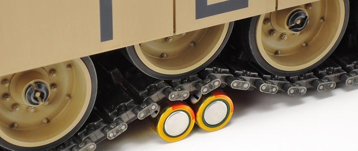 Actual product image Tamiya US KPz M1A2 Abrams Full Option (Kit)