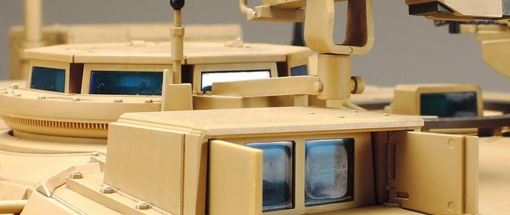 Actual product image Tamiya US KPz M1A2 Abrams Full Option (Kit)