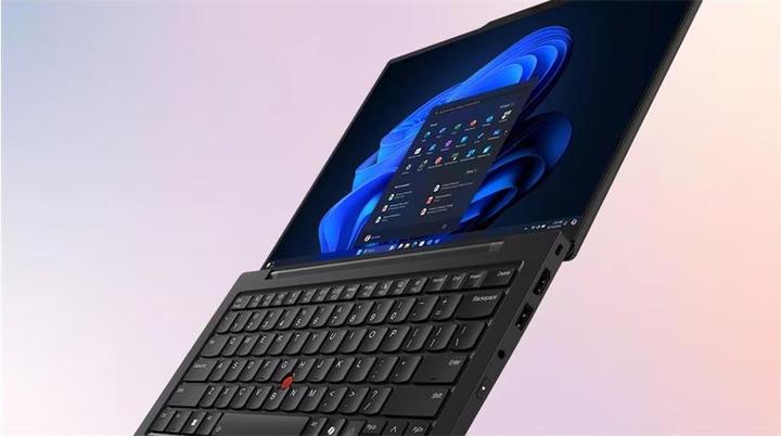 Produktbild Lenovo ThinkPad X1 Carbon Gen 13 (14", Intel Core Ultra 7 258V, 32 GB, 1000 GB, DE)