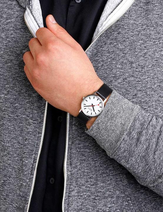 Actual product image Mondaine Classic - Vegan brushed (Analogue wristwatch, Swiss made, 36 mm)