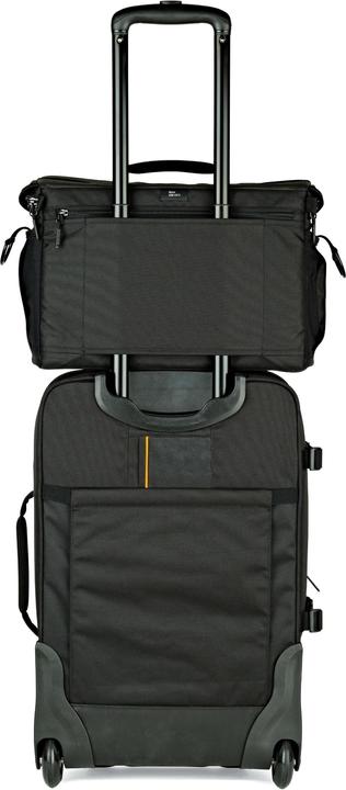 Actual product image Lowepro Nova 200 AW II (Lens bag, Camera shoulder bag, 25 l)