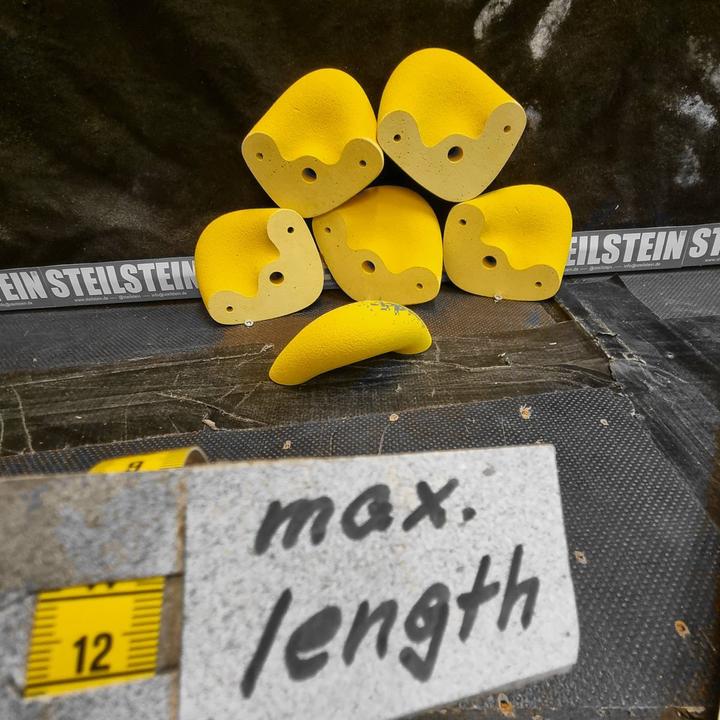 Produktbild Steilstein Klettergriffe-Set 109-111 (Wunschfarbe (Anfertigung))
