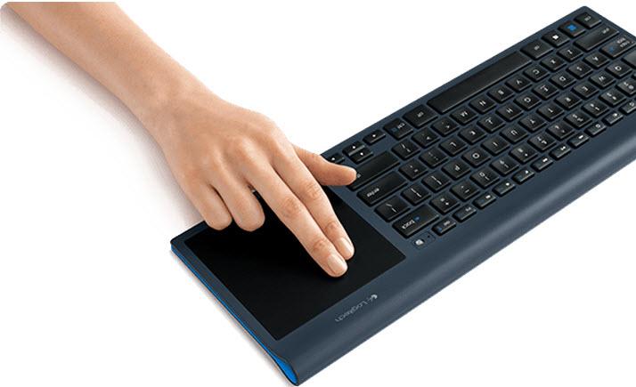 Produktbild Logitech All-In-One Keyboard TK820 (CH, Kabellos)