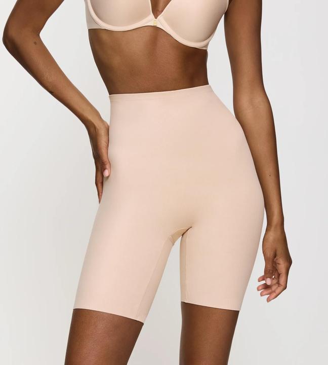 Actual product image Triumph Becca Extra High+Cotton Panty L (50, Single pack)