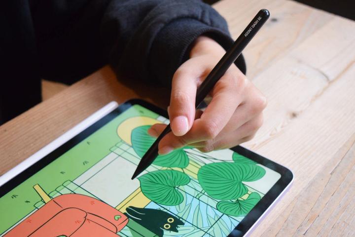Actual product image Adonit Dash SE Stylus for iOS & Android| black| ADJDSEB (ADJDSEB)