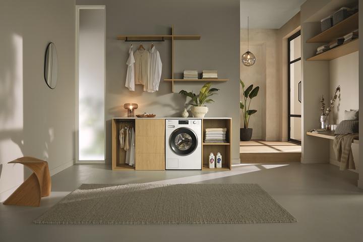 Immagine prodotto Miele Waschmaschine WWE380 WPS PowerWash & Steam & 8kg (8 kg, A destra)