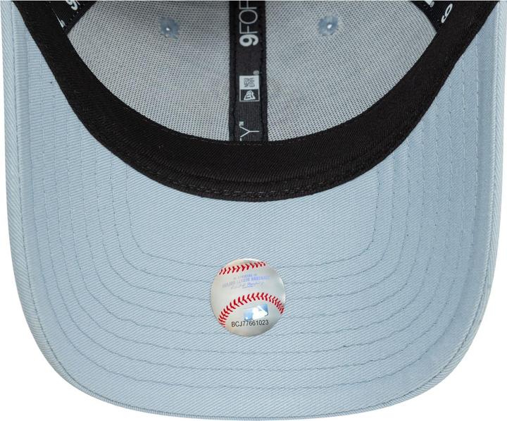 Produktbild New Era 9Forty Damen Cap - METALLIC New York Yankees sky