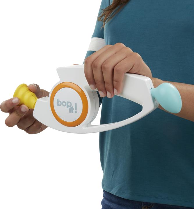 Actual product image Hasbro Gaming Bop It (German, Swiss German)