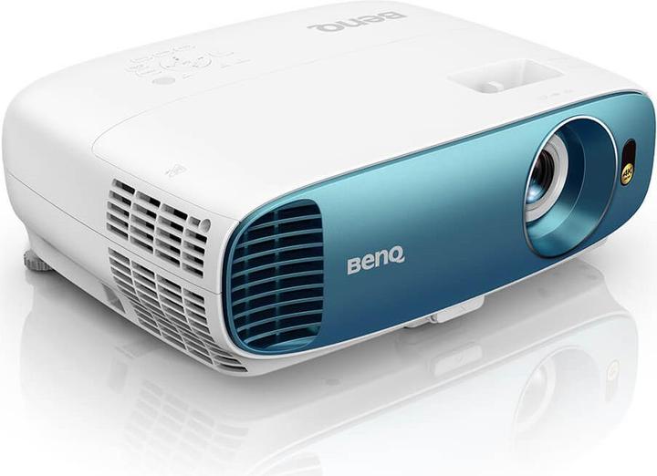 BenQ Tk800 (4K, 3000 lm, 1.47 - 1.76:1)