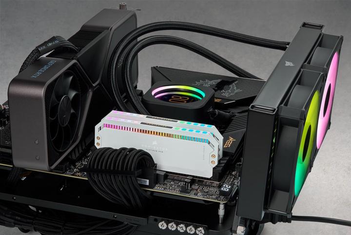 Actual product image Corsair Dominator Platinum RGB (2 x 16GB, 5600 MHz, DDR5 RAM, DIMM)