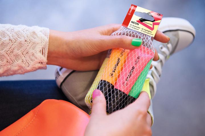 Produktbild STABILO NEON Textmarker (Gelb, Grün, Orange, Pink, 5 mm, 4 x)
