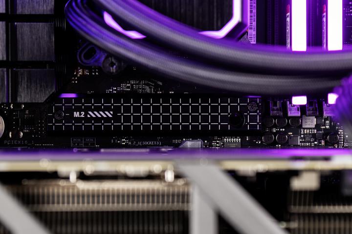 Image du produit Actina 5901443415213 (32 Go, 2000 Go, GeForce RTX 5070)