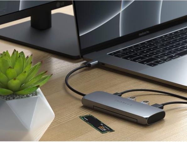 Actual product image Satechi Hybrid Multiport (USB-C, 7 Ports)