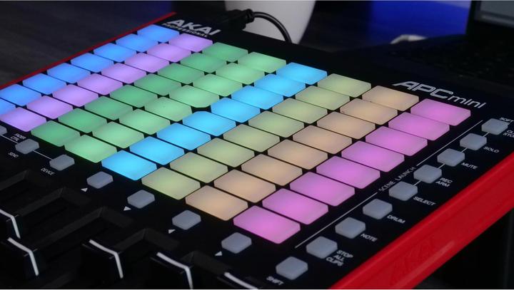 Produktbild Akai Professional APC Mini MK2 (Controller)