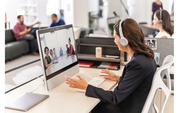 Actual product image Cisco Headset 730 Duo Platinum, USB-A, incl. charging station (Wireless, USB-A)