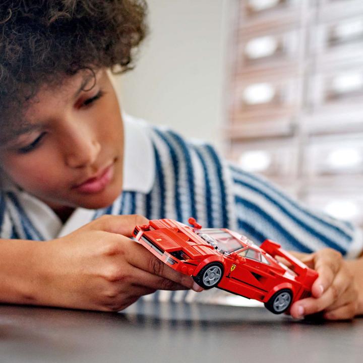 Produktbild LEGO Ferrari F40 Supersportwagen (76934, LEGO Speed Champions)