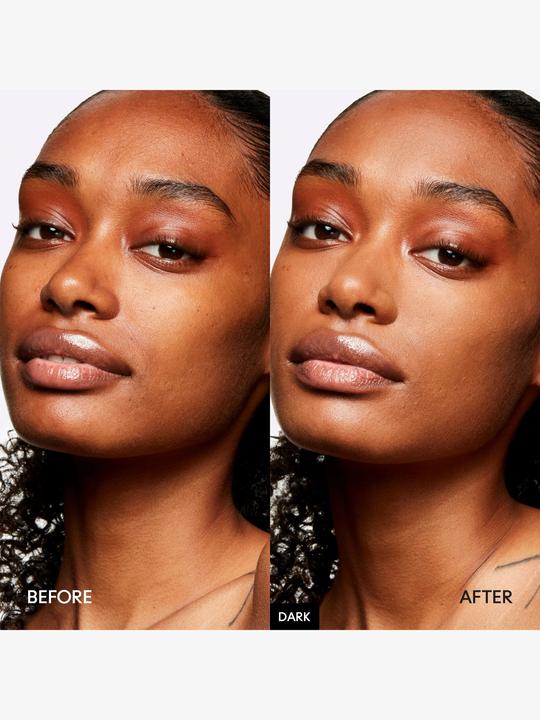 Actual product image MAC Cosmetics Studio F / Blurring Weightl Powder Dark (Medium Dark)