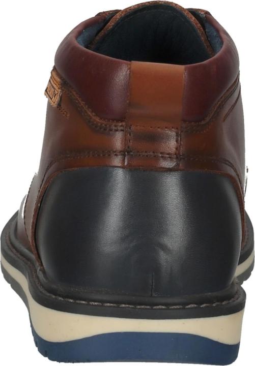 Actual product image Pikolinos Berna (47)