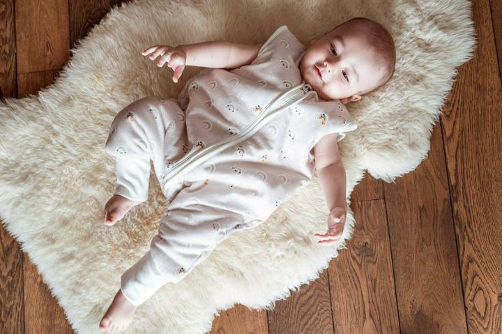Produktbild Müggi Babyschlafsack mit Füssen (80 cm, Ganzjahr)