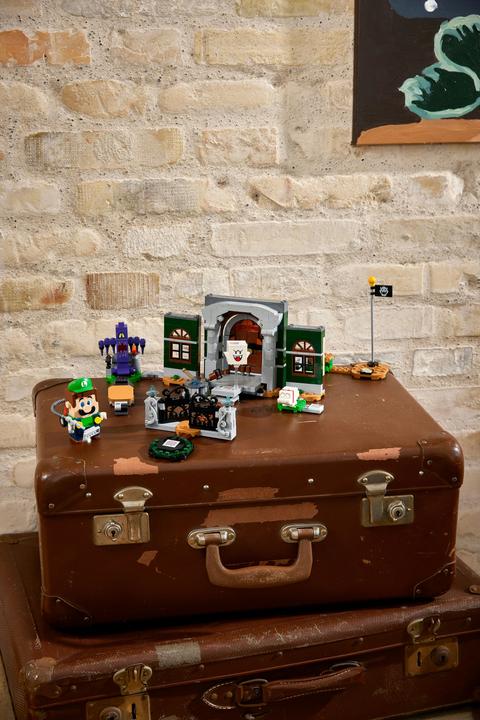 Actual product image LEGO Luigi's Mansion: Entrance - Expansion Set (71399, LEGO Super Mario)