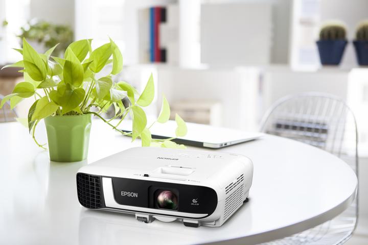 Actual product image Epson EB-FH52 (Full HD, 4000 lm, 1.32 - 2.14:1)