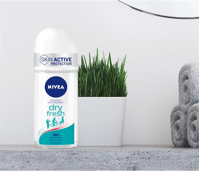 Actual product image NIVEA DRY COMFORT FRESH deo roll-on 50 ml (Roll-on, 50 ml)