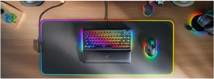 Actual product image Razer BlackWidow V4 (US, Cable)