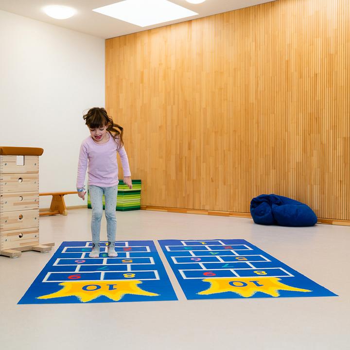 Actual product image Würfelwelt Play Carpet Bouncy King