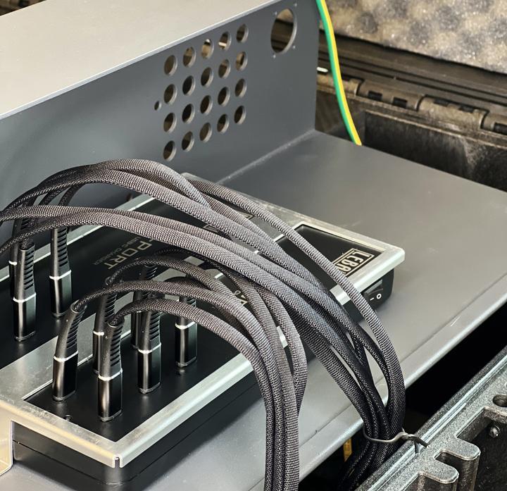 Produktbild Leba Notecase Falcon 16 USB-C (Schuko plug)