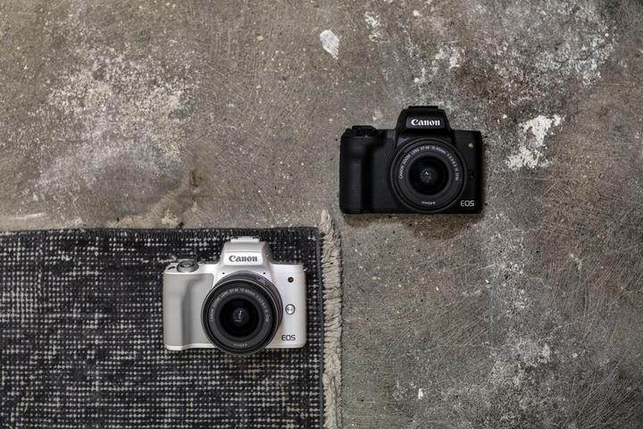 Actual product image Canon EOS M50 Kit - Import (15 - 45 mm, 24.10 Mpx, APS-C / DX)