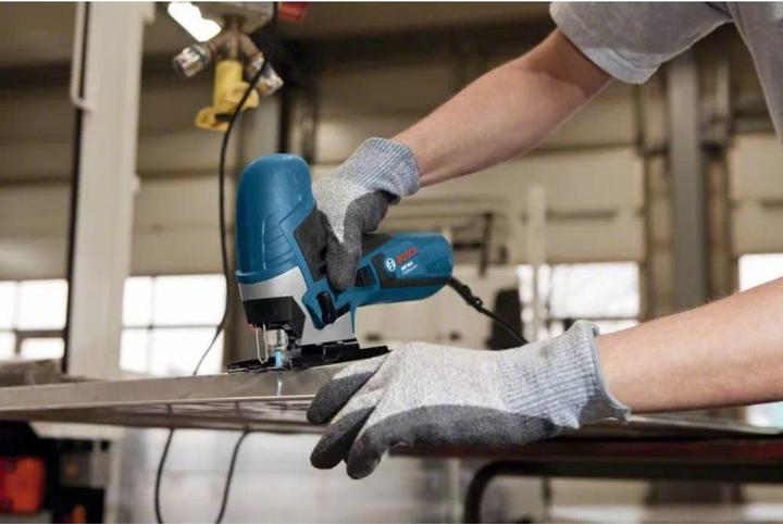 Productafbeelding Bosch Professional Decoupeerzaag GST 90 E in kartonnen doos