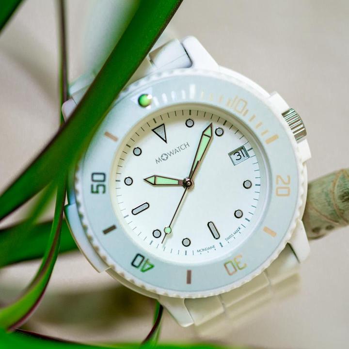 Produktbild M Watch Mondaine Aqua (Analoguhr, Swiss Made, 43 mm)