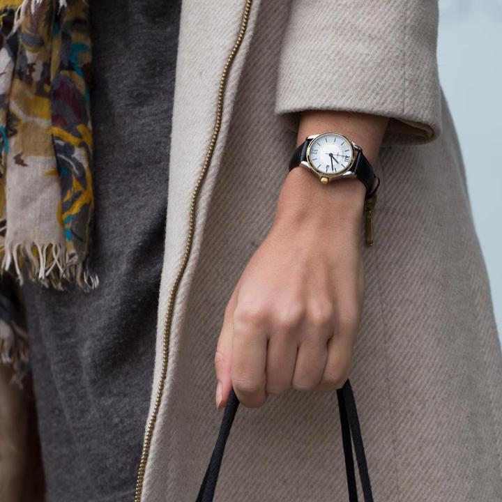 Image du produit M Watch Mondaine Élégance intemporelle (Montre analogique, Swiss Made, 28 mm)