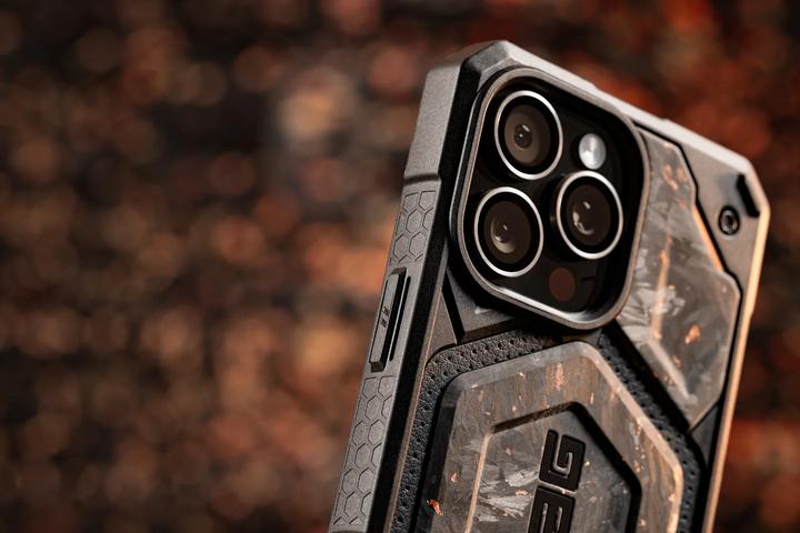Immagine prodotto UAG Monarch Pro - Limited Edition (Apple iPhone 16 Pro Max)
