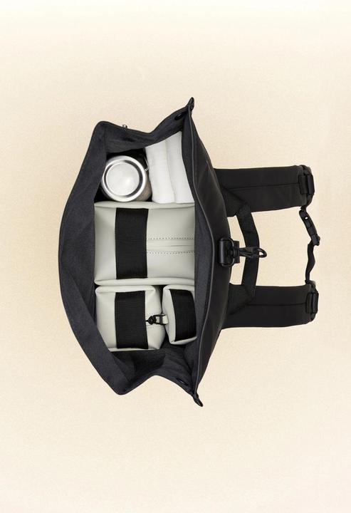 Produktbild Rains Rolltop (13 l)