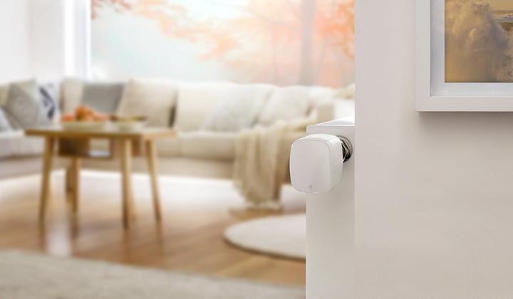 Actual product image Eve Thermo 2017 (HomeKit)