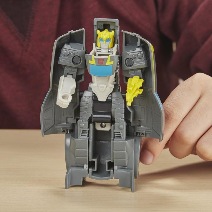 Actual product image Hasbro Transformers Cyberverse 1 Step Shadow Bumblebee