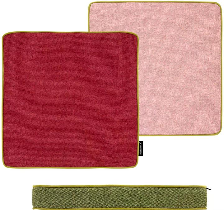 Actual product image Remember Cranberry (40 x 40 x 5 cm)