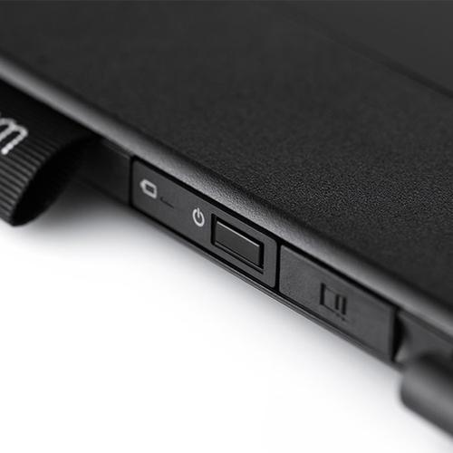 Actual product image Wacom Intuos Comic Black Pen & Touch Medium (2540 lpi)