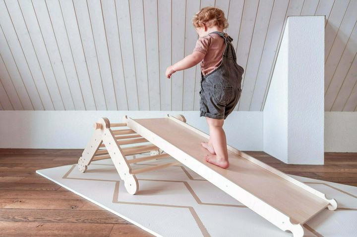 Produktbild Müggi Wandelbares Pikler Kletterdreieck Set mit Rutsche