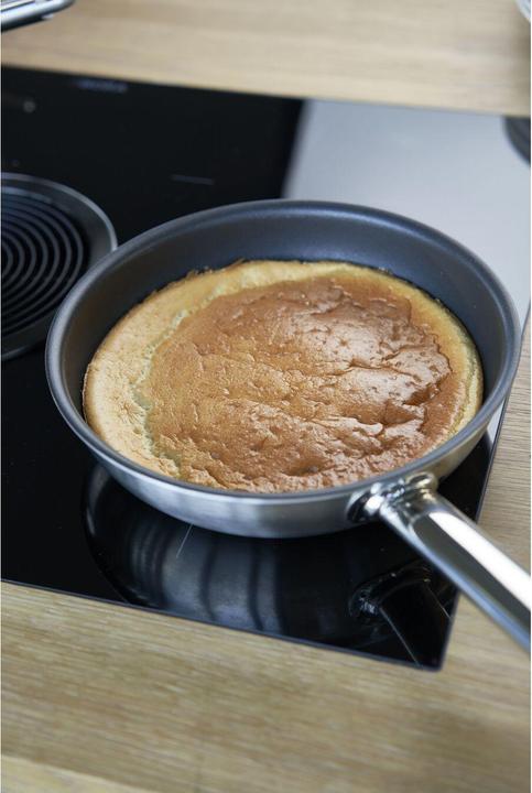 Produktbild Zwilling Pro Bratpfanne beschichtet, 24 cm | PTFE (24 cm, Bratpfanne, Aluminium, Edelstahl)