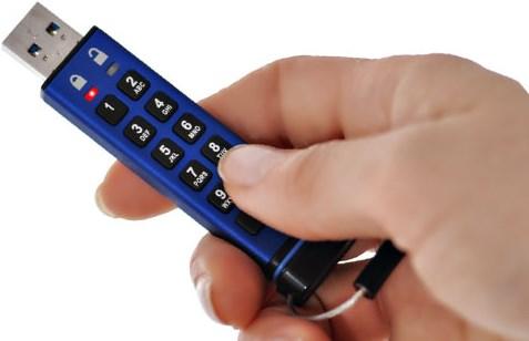 Produktbild iStorage datAshur Pro (8 GB, USB 3.0, USB-A)