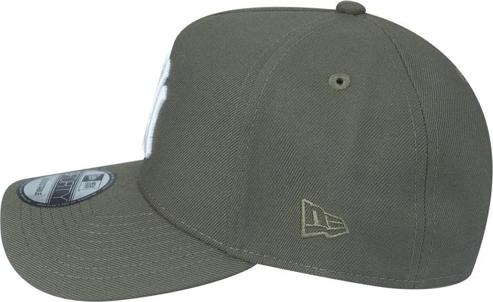 Actual product image New Era 9Forty Snapback Trucker Cap - New York Yankees olive
