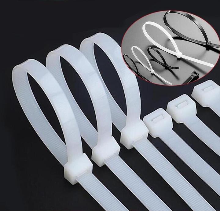 Immagine prodotto Techly Fascette Fermacavi Autobloccanti 370x3,6mm in Nylon 100pz Bianco (ISWT-36037) (370 mm, 100 pz.)