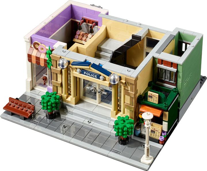 Actual product image LEGO Icons Creator Expert End-Of-Live Set Polizeistation - 10278 NEU! Teile 2923x (10278)