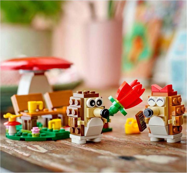 Produktbild LEGO Igel und ihr Picknick-Date (40711, LEGO Saisonale Sets)
