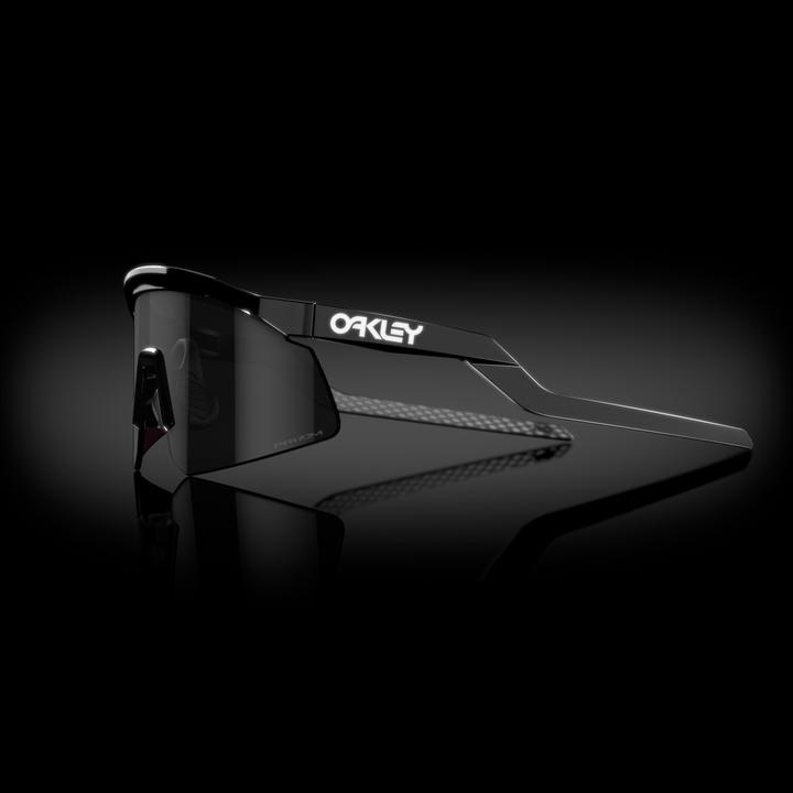 Actual product image Oakley Hydra (Black, Black)