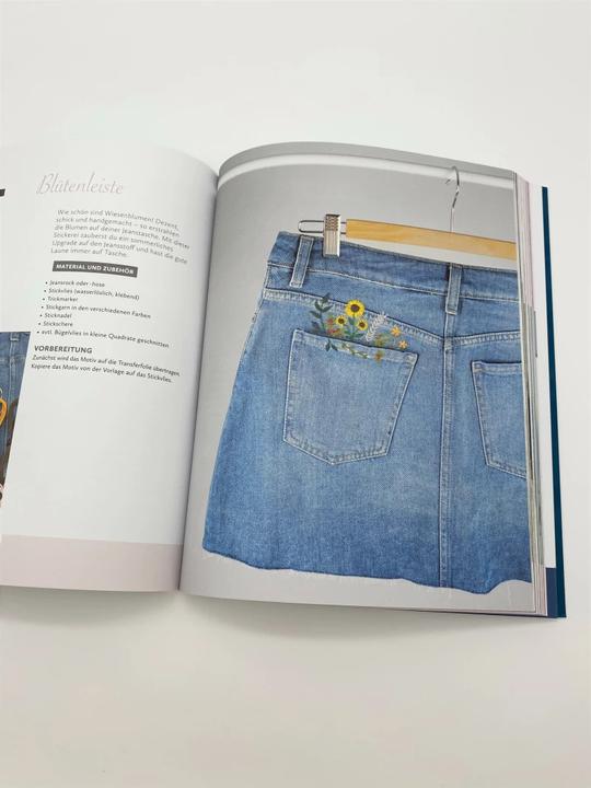 Produktbild Einfach bestickt. Kreative Ideen für eine individuelle Garderobe (Deutsch, Lisa Schumi, 2022)