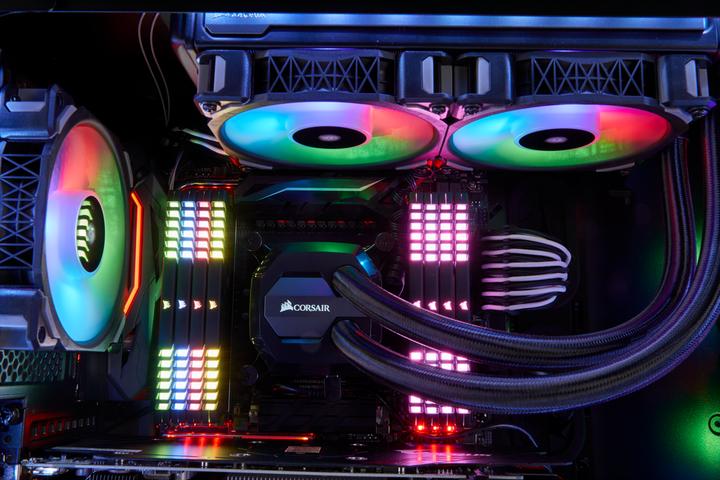 Actual product image Corsair Ml140 Pro RGB (140 mm, 1 x)