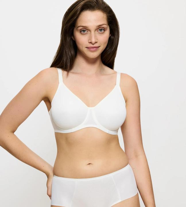 Actual product image Triumph Urban Minimizer W Triangle Bra (80 G, Single pack)